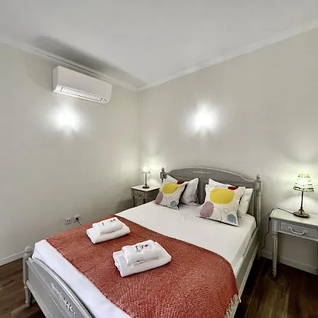 4 By Homing Apartament